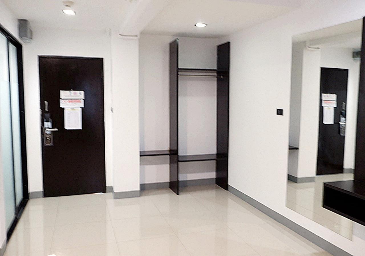 Izen Budget Hotel & Residence Rayong Exterior photo