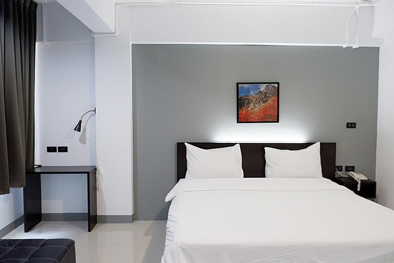 Izen Budget Hotel & Residence Rayong Exterior photo