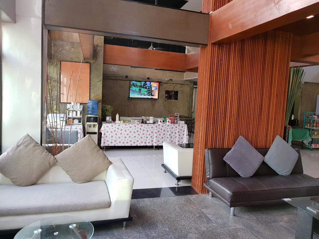 Izen Budget Hotel & Residence Rayong Exterior photo