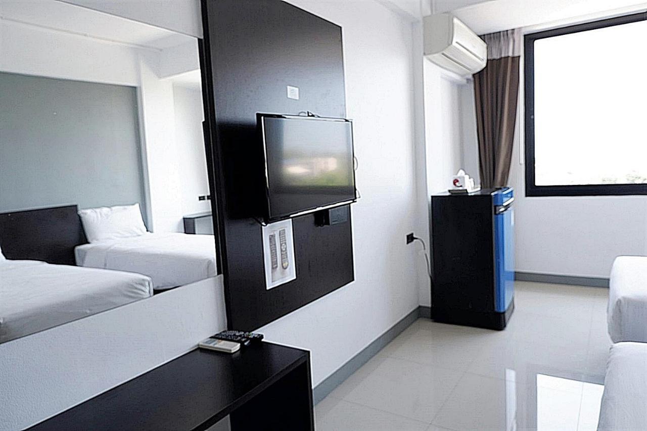 Izen Budget Hotel & Residence Rayong Exterior photo