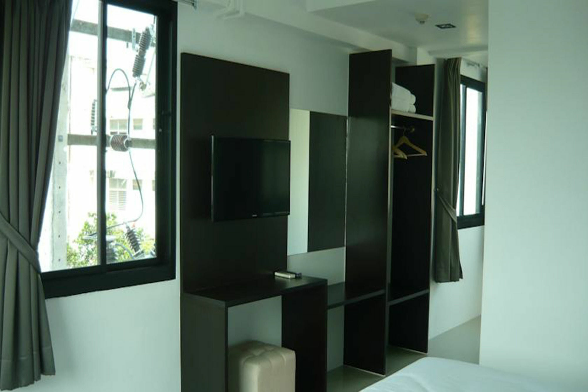 Izen Budget Hotel & Residence Rayong Exterior photo