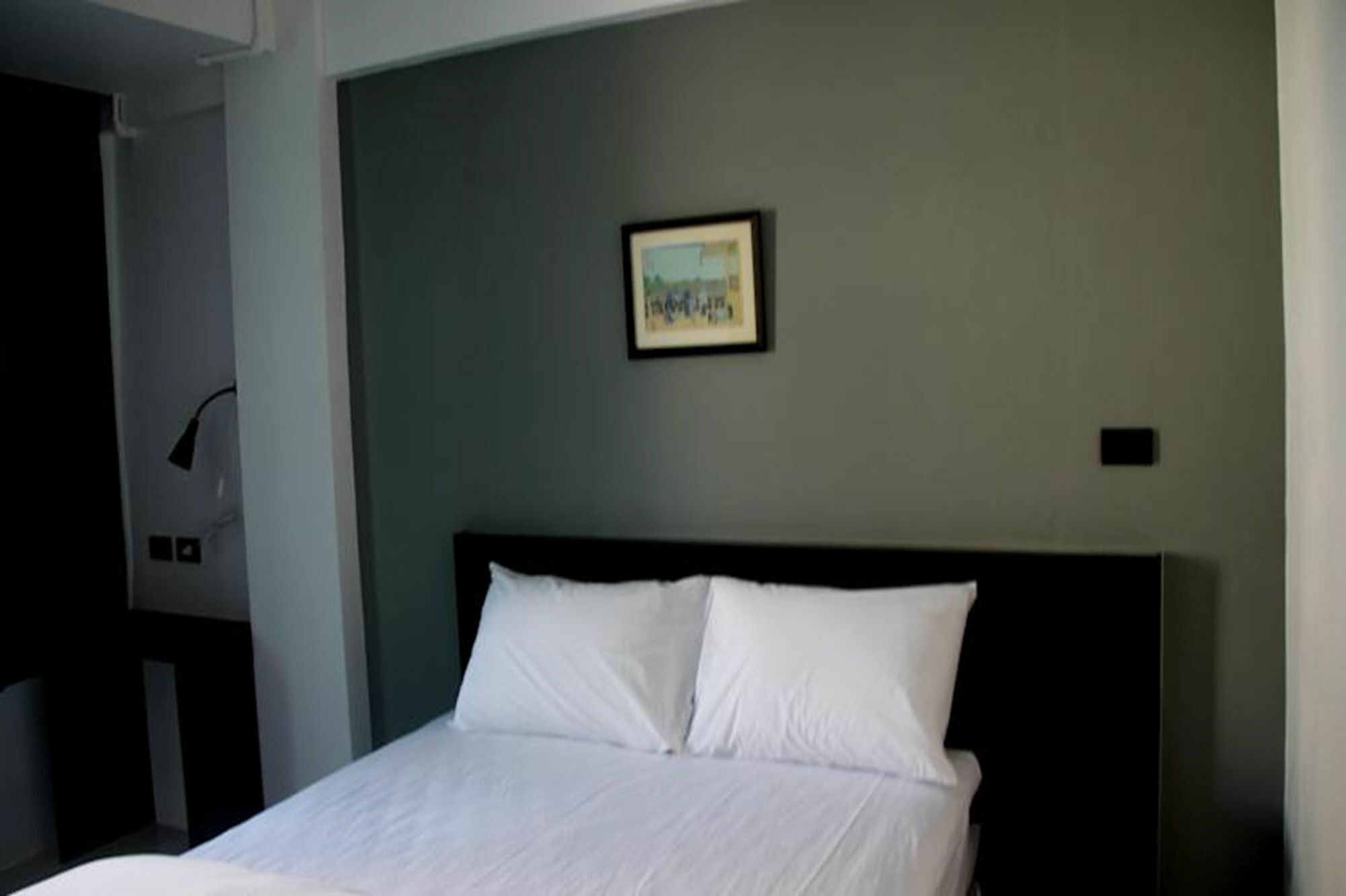 Izen Budget Hotel & Residence Rayong Exterior photo