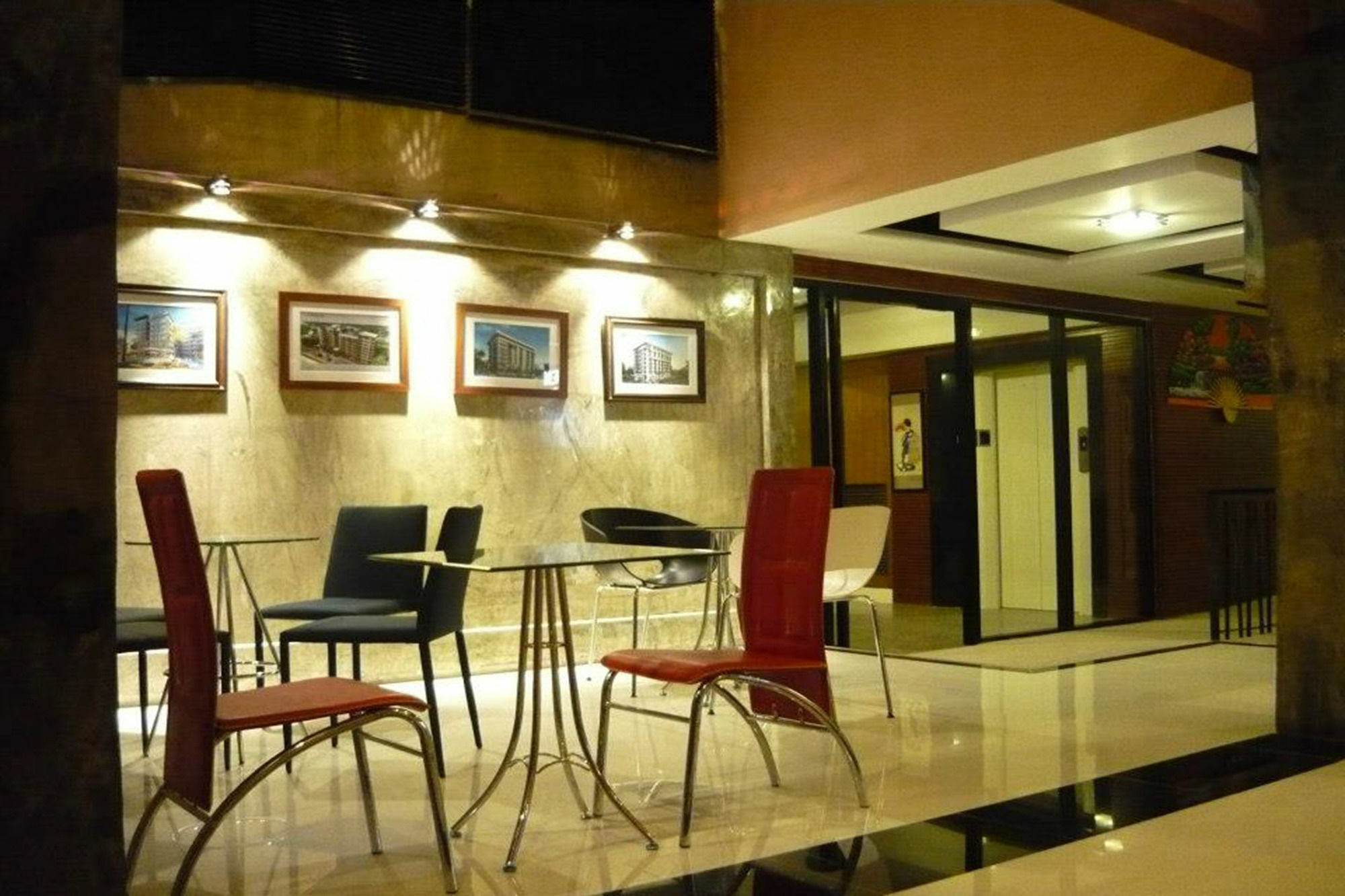 Izen Budget Hotel & Residence Rayong Exterior photo