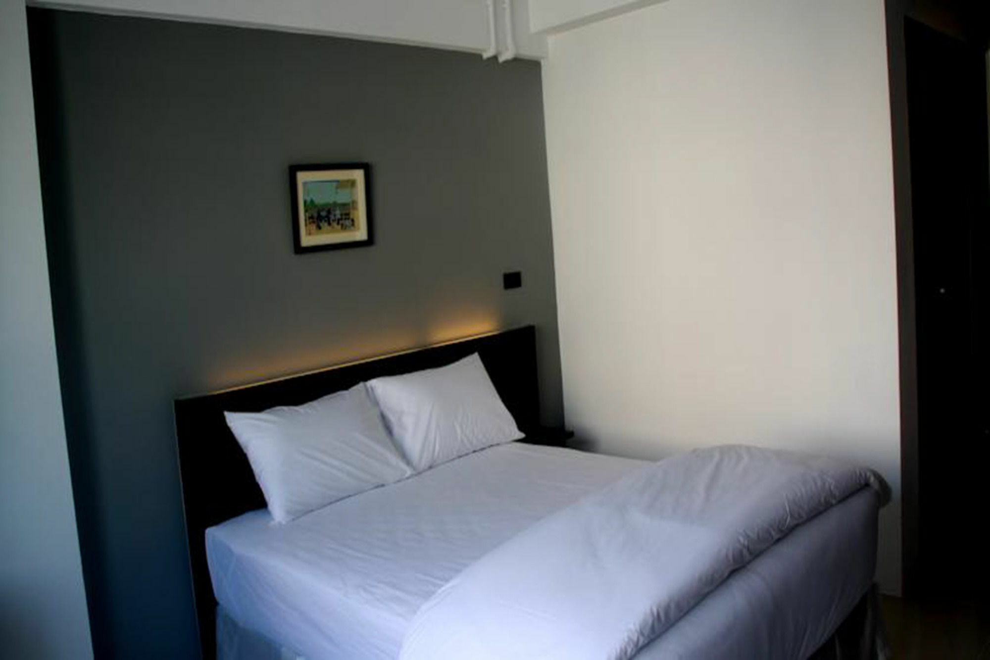 Izen Budget Hotel & Residence Rayong Exterior photo